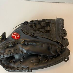 Rawlings Black and Red Baseball Glove